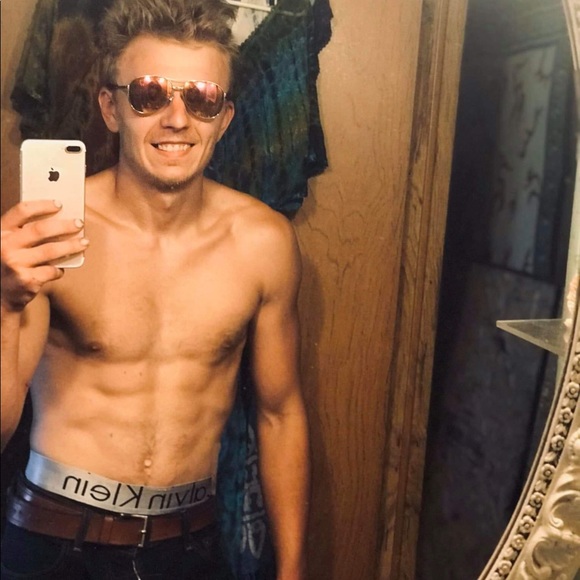 Meet your Posher, Jacob - Picture 4 of 7